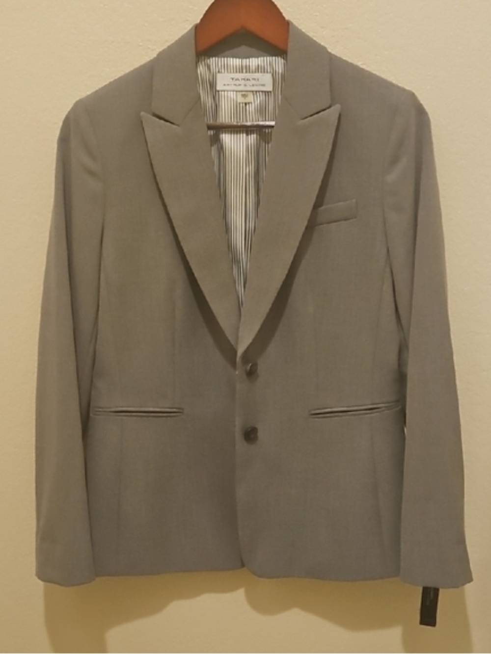 Tahari Light Gray Two-Button Women's Blazer